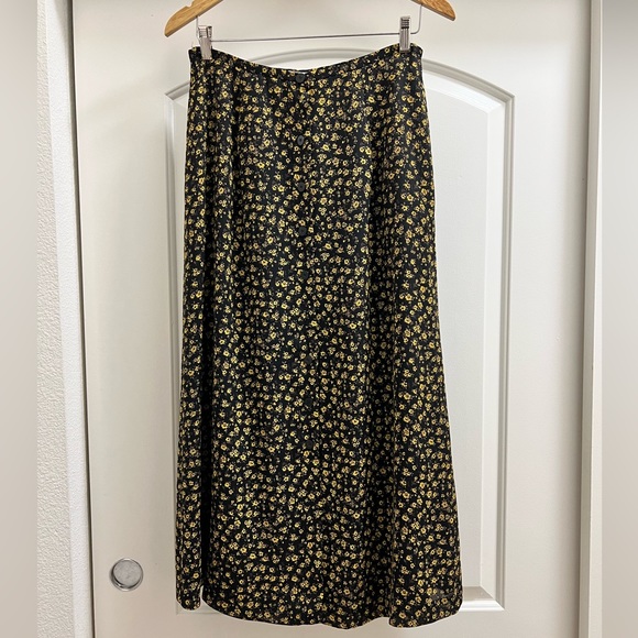 Chaus Dresses & Skirts - Chaus Button Down Floral Maxi Skirt
